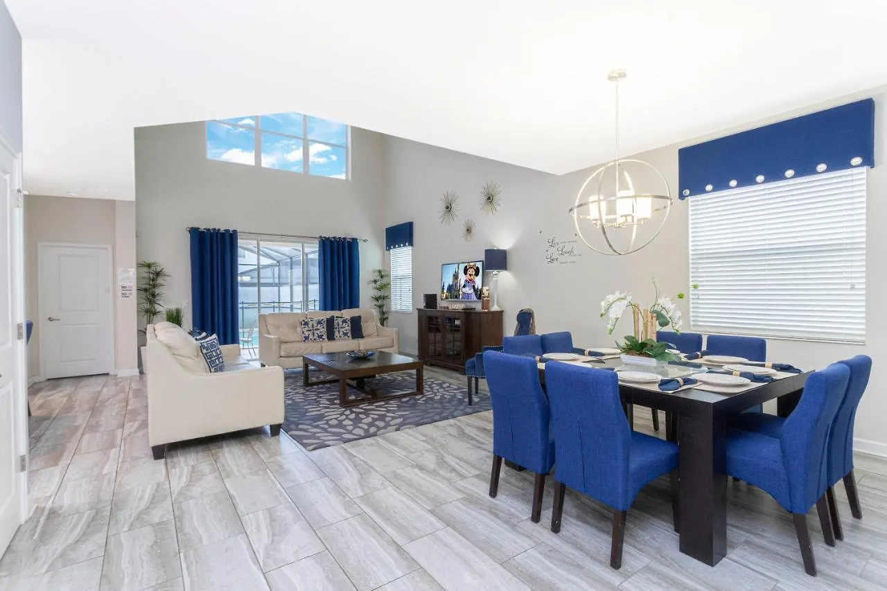 بيت للعطل Blue Moon House