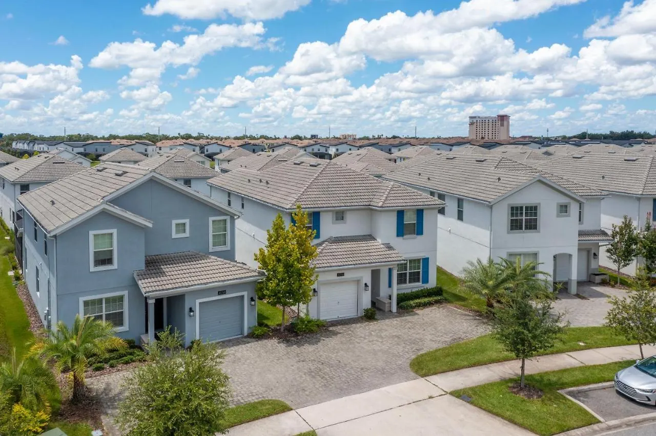 Blue Moon House كيسيمي