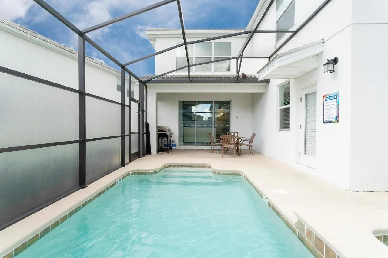 بيت للعطل Blue Moon House