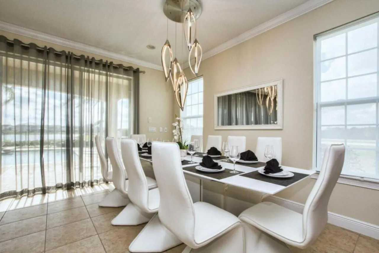 Reunion 5 Bedroom Vacation 7824