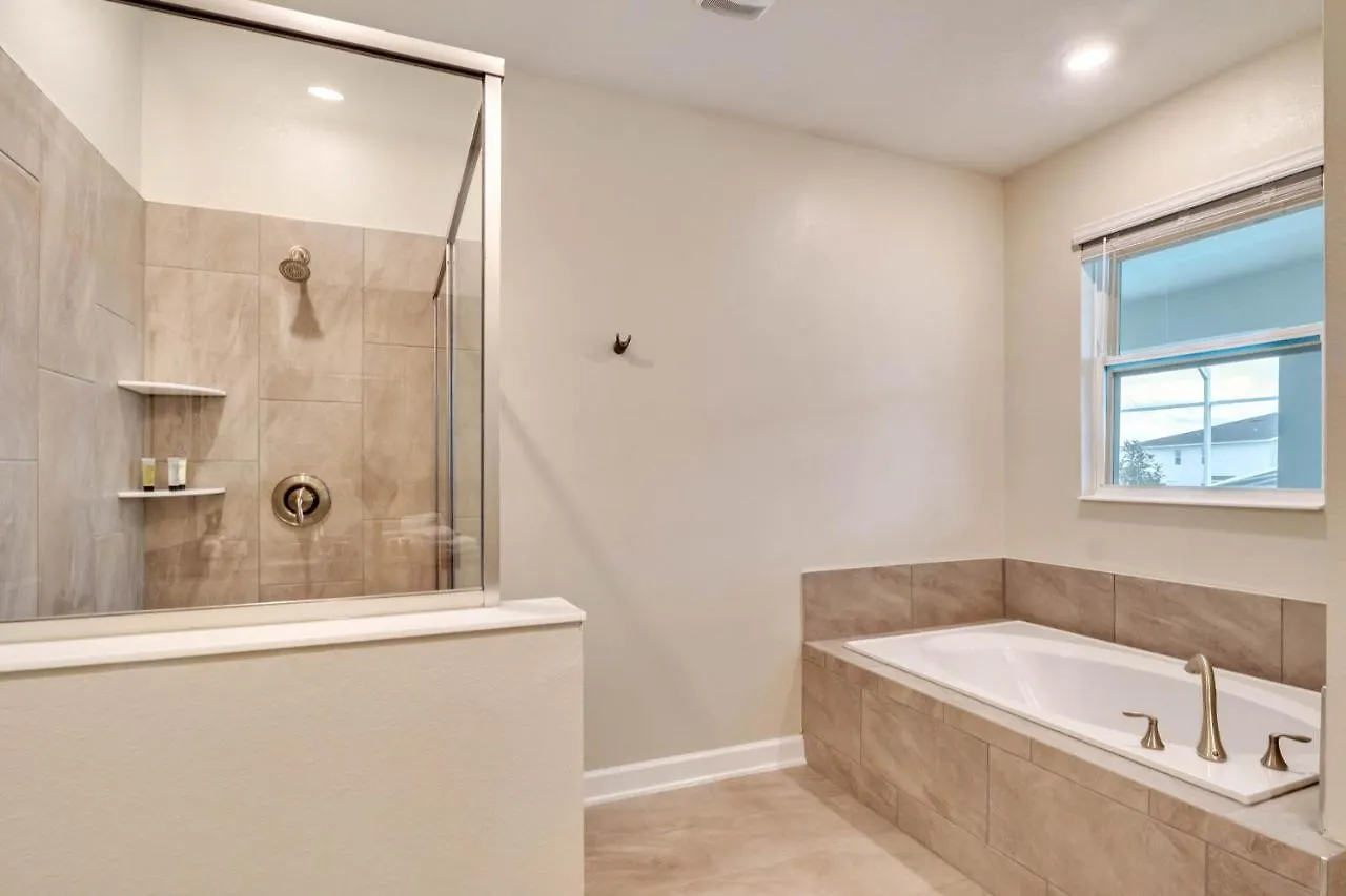 8 Bedroom- 5 Bathroom Champions Gate 1193 Cd