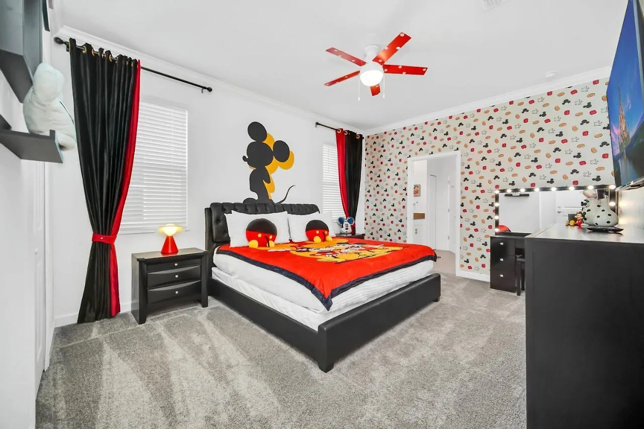 8br Lakeview Priv Heated Pool & Theater