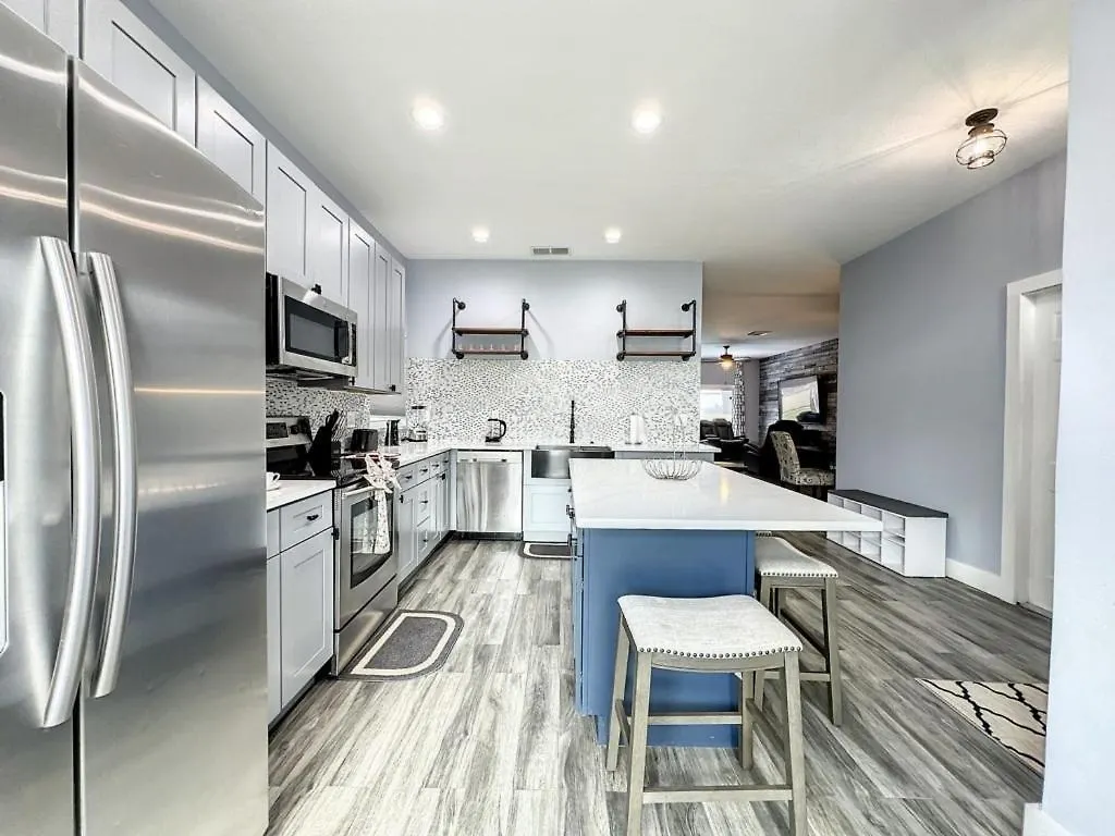 4 Bed 2 Bath Pool Luxury In A Kissimmee