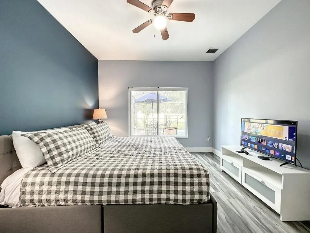 4 Bed 2 Bath Pool Luxury In A