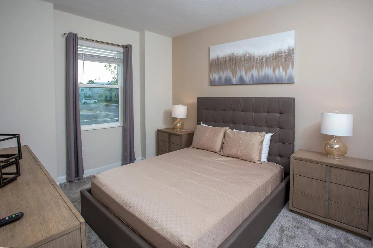 펜션 Stunning 8 Bd W/ Pool Close To Disney 2887 *