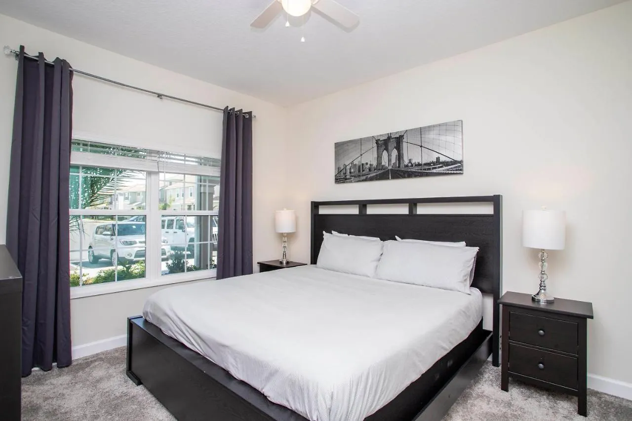 Gorgeous Four Bd W/ Pool Close To 5035 * 基西米