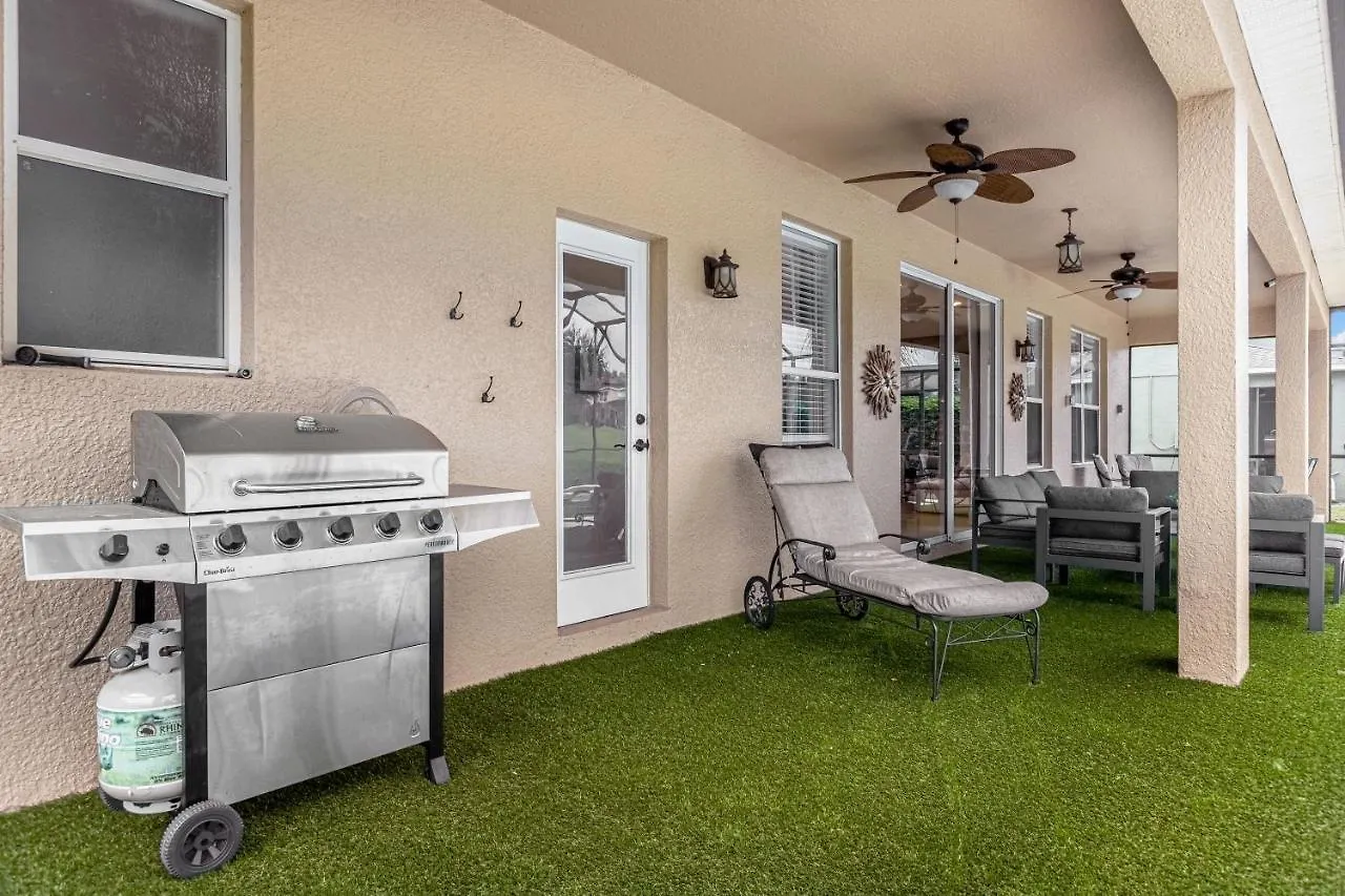 Hidden Gem! Gorgeous Next To Villa Kissimmee