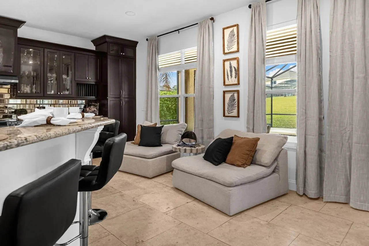 Hidden Gem! Gorgeous Next To Villa Kissimmee