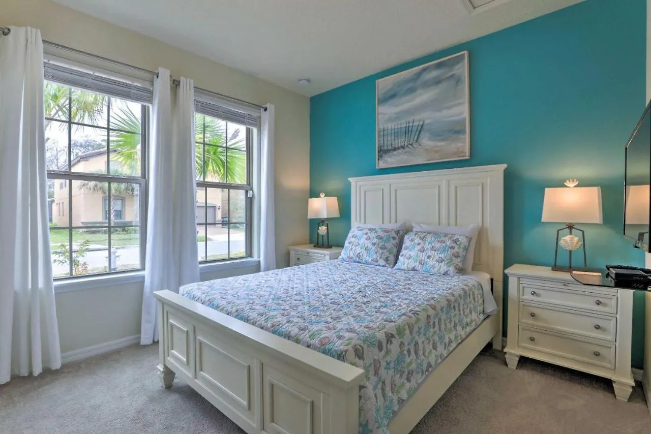 New Upscale 8br Retreat With Private Pool, & Amenities - 7 Mi To Disney!