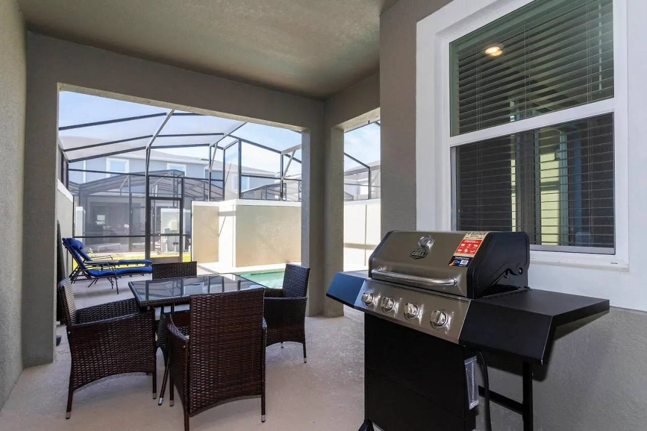 Stunning 4bd W/ Pool Close To @ Storey 2881