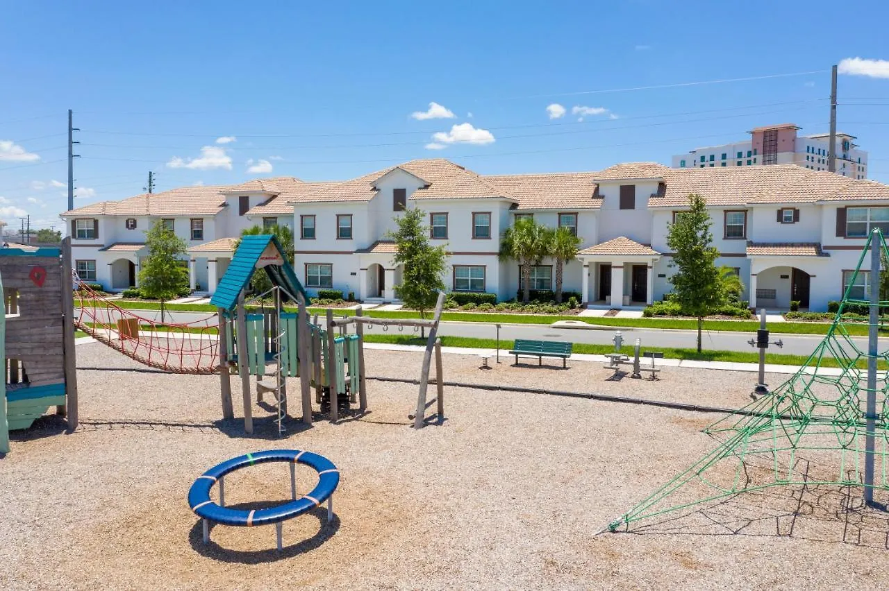 Ravishing Four Bd W/ Pool Close To 4947 Ferienhaus