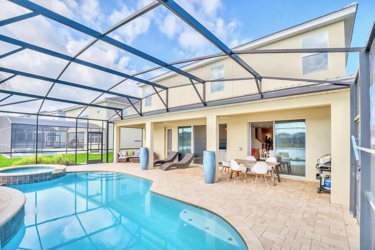 10br Luxury Mansion - Family - Sleeps 20 - Private Pool, Hot Tub And Bbq! * Kissimmee