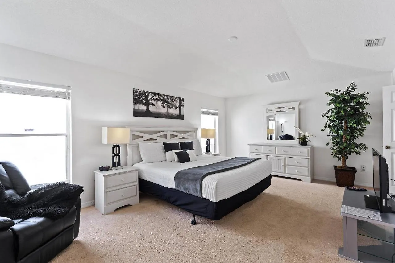 Ground Floor Spacious House 4br Vp2512 펜션 *