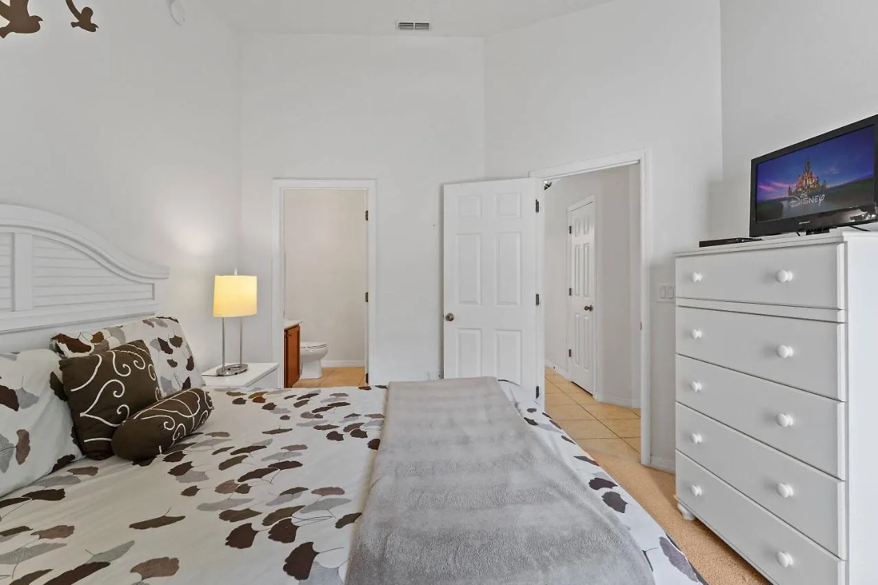 Ground Floor Spacious House 4br Vp2512 펜션 키시미