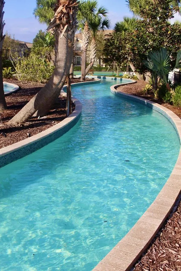 New Upscale 8br Retreat With Private Pool, & Amenities - 7 Mi To Disney! Holiday home Kissimmee