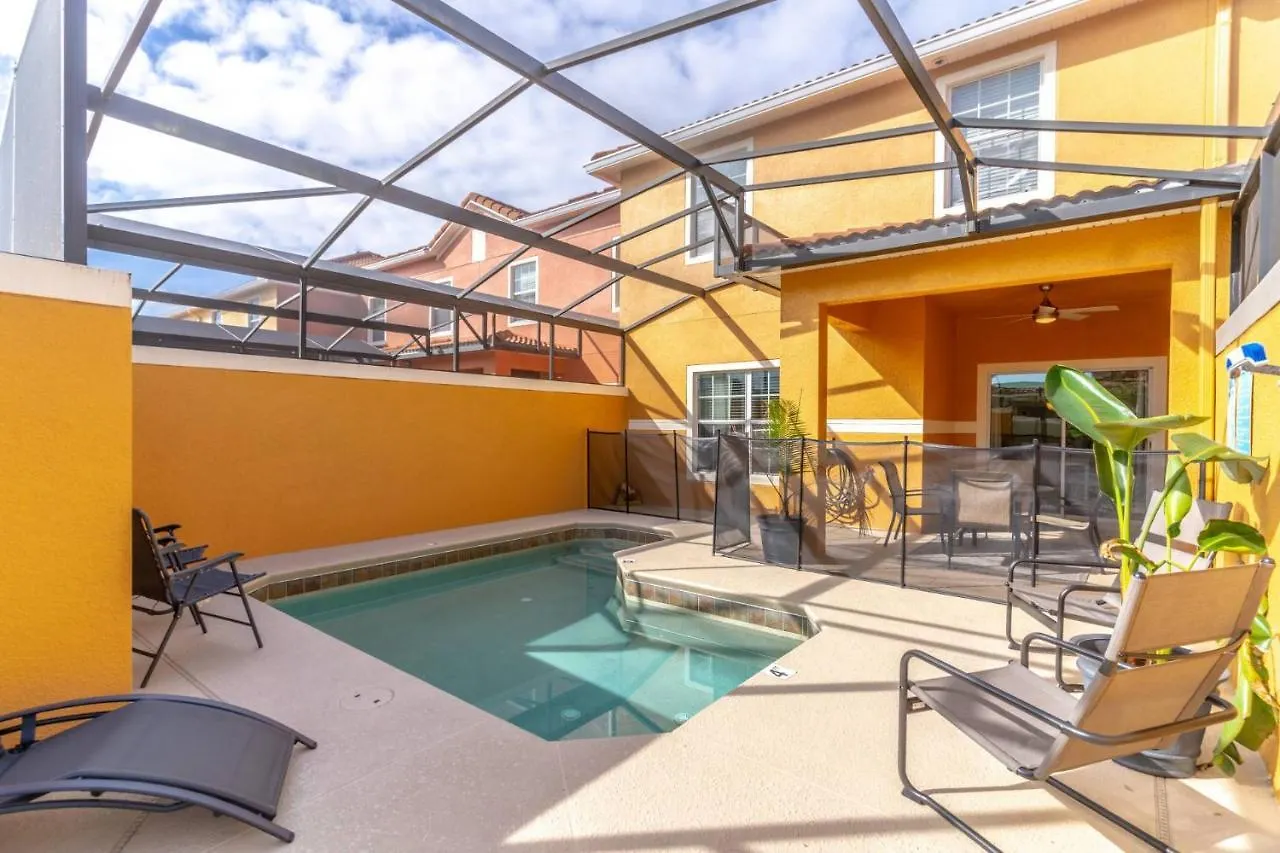 3083 Paradise Palms