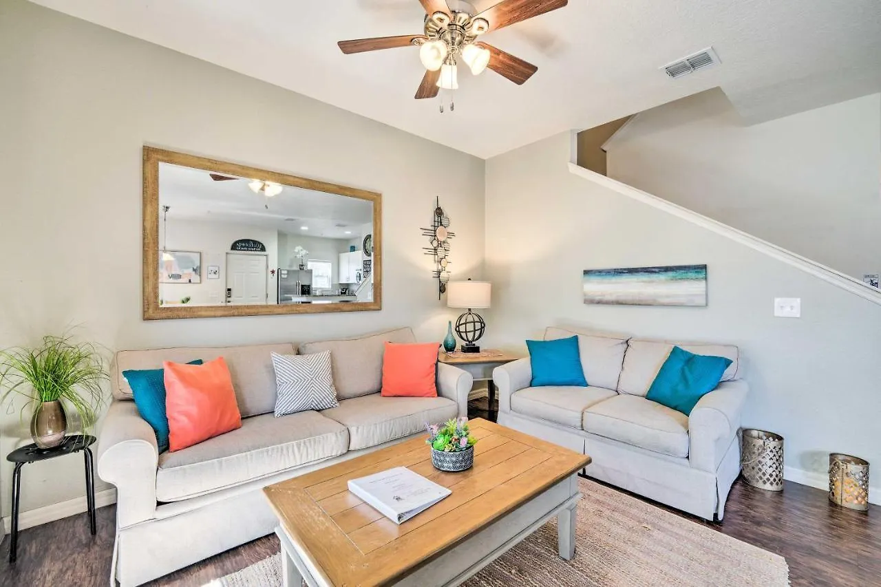 Lucaya Village Townhome With Pool, 6 Mi To Disney! *