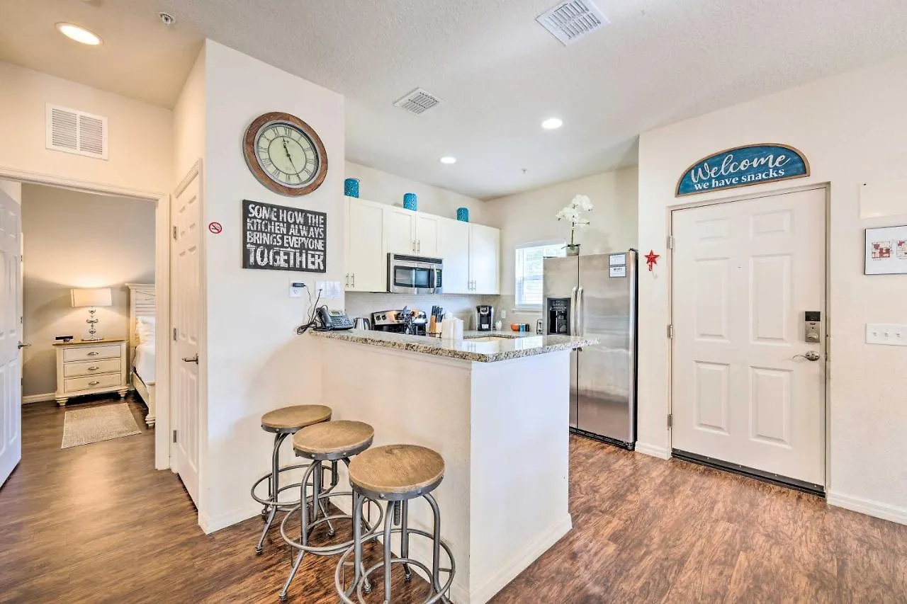 Сasa de vacaciones Lucaya Village Townhome With Pool, 6 Mi To Disney! *