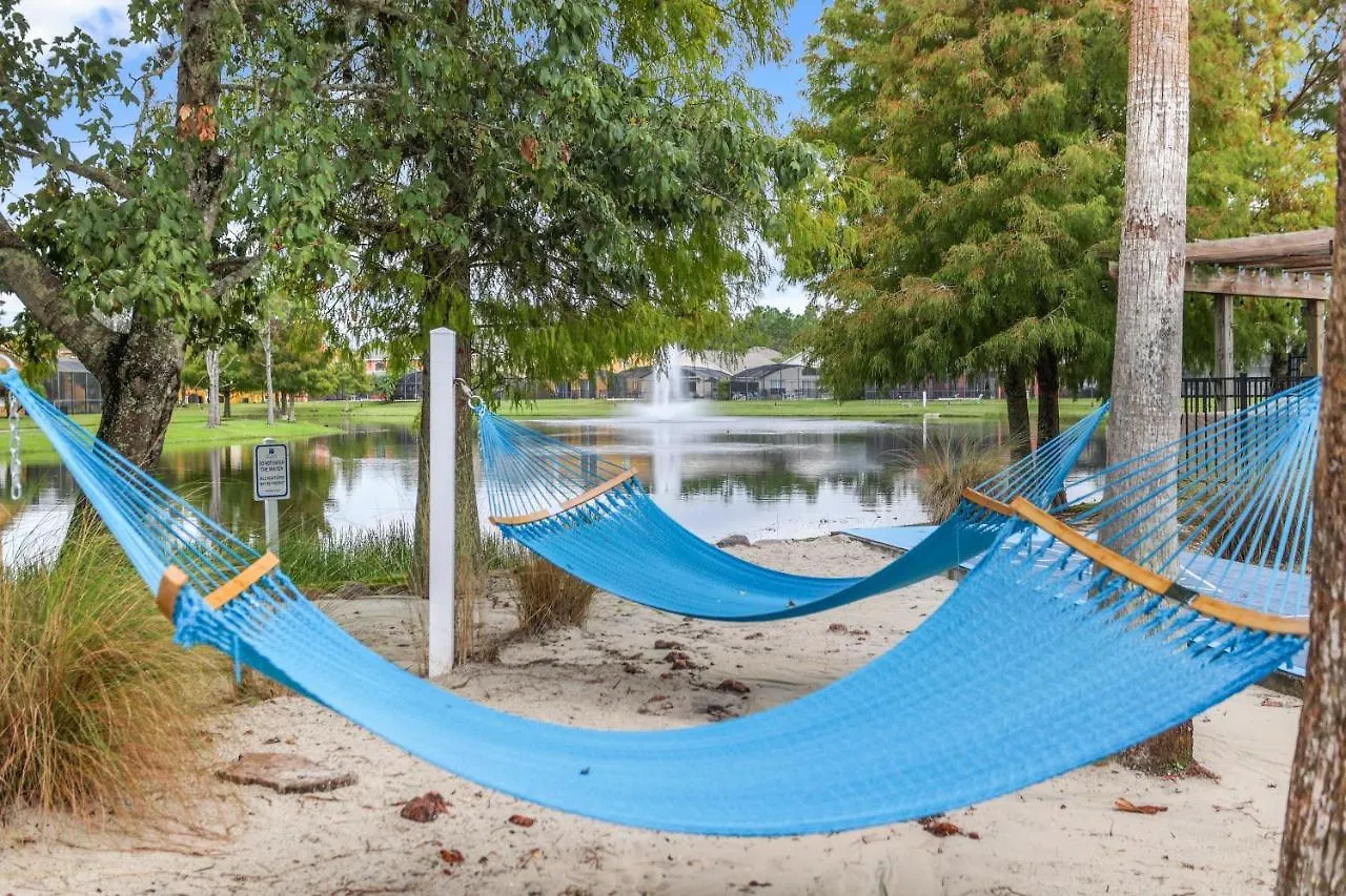 View Vacation With Pool And Game Near Parks *