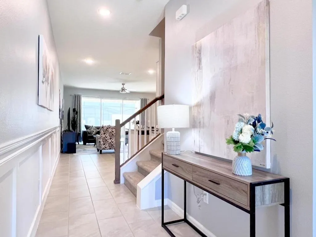 Beautiful 5 Bedroom Town With Splash Pool Kissimmee