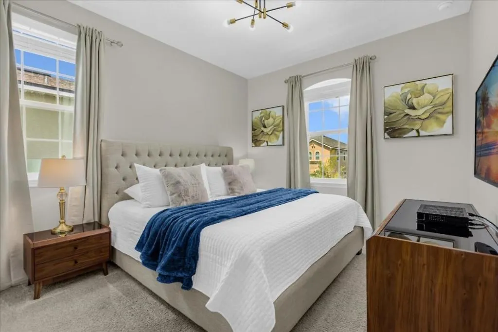 9 Bedroom- 6,5 Bathroom Solara 9024 Sr Kissimmee
