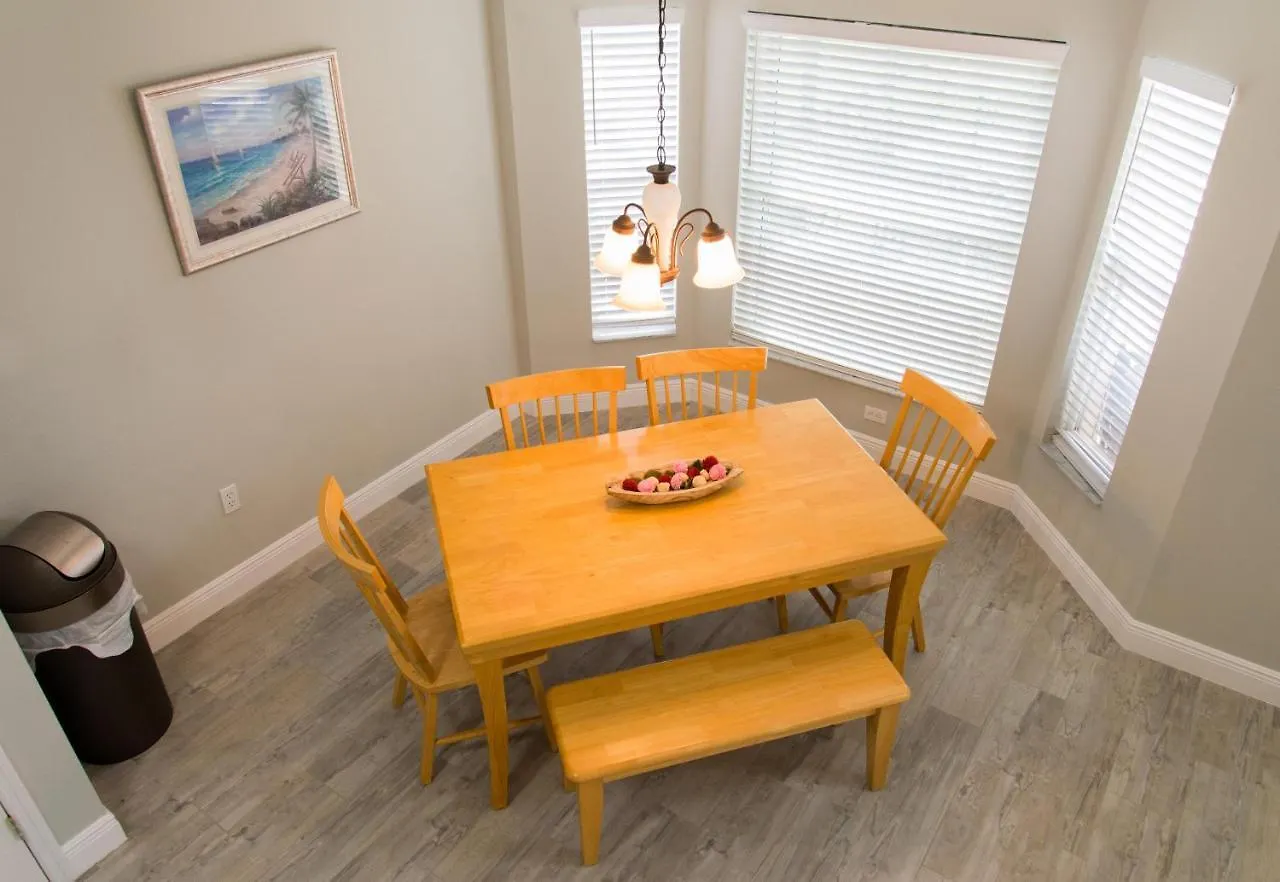 Gated Community!! Sparkling Private Pool, Near *