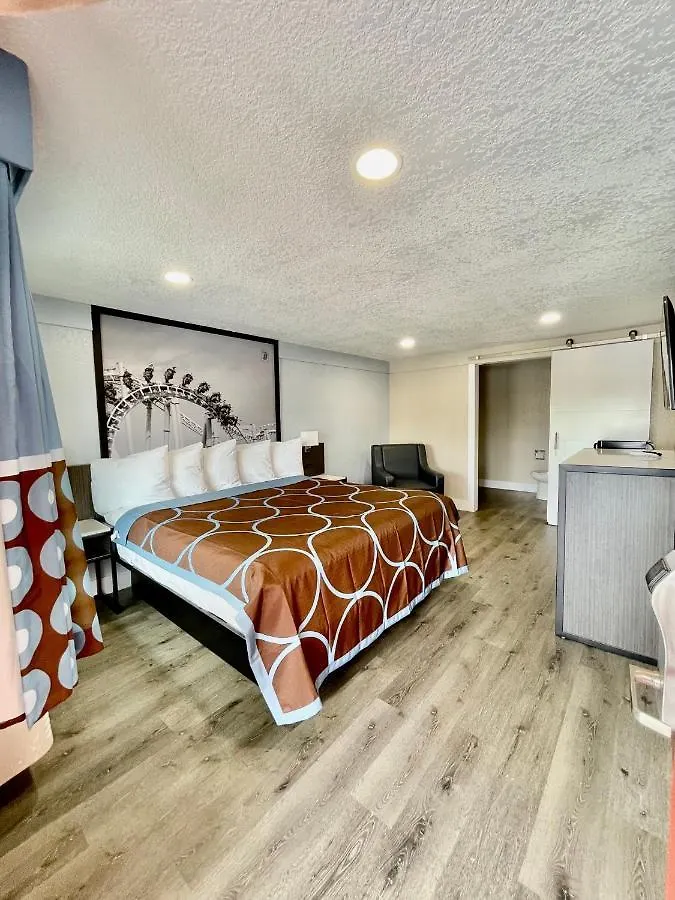Hotel Super 8 By Wyndham Kissimmee-orlando