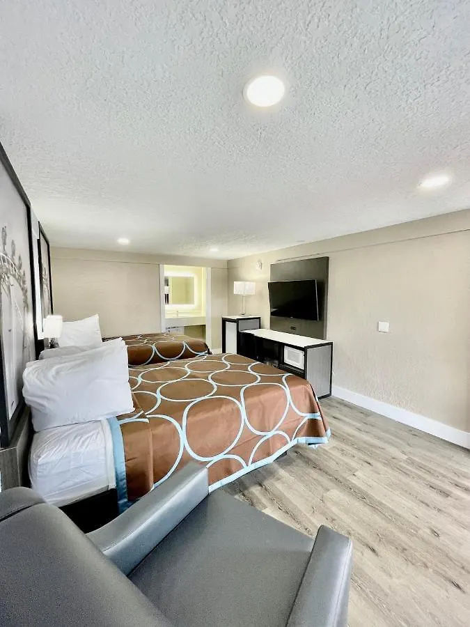 Super 8 By Wyndham Kissimmee-orlando Four Corners