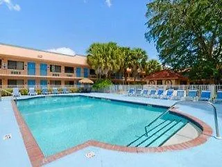 Stayable West Hotel Kissimmee
