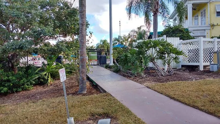 Area 3bd 2ba At Bahama Bay And Apartmán