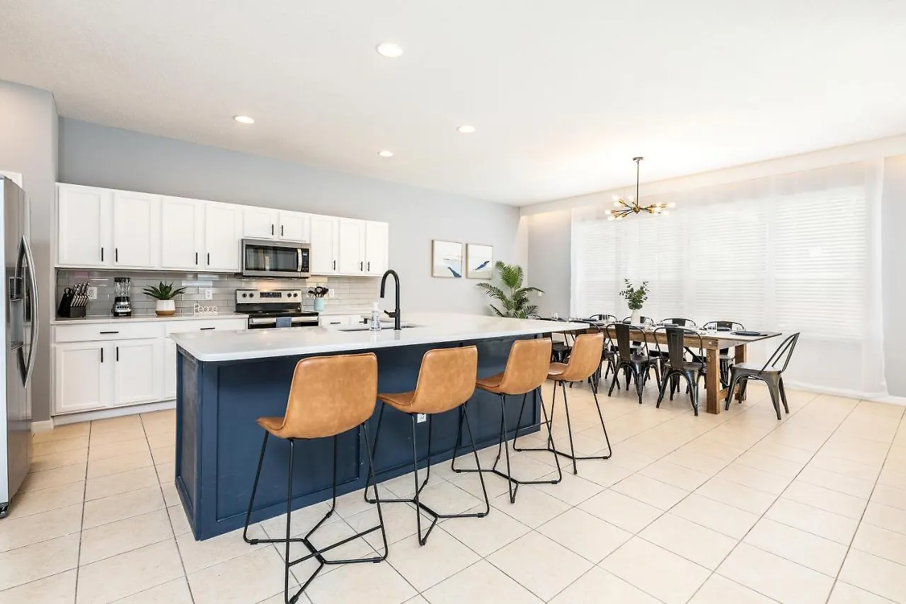 Family Retreat 6br With Private Pool, & Theater Near * Kissimmee