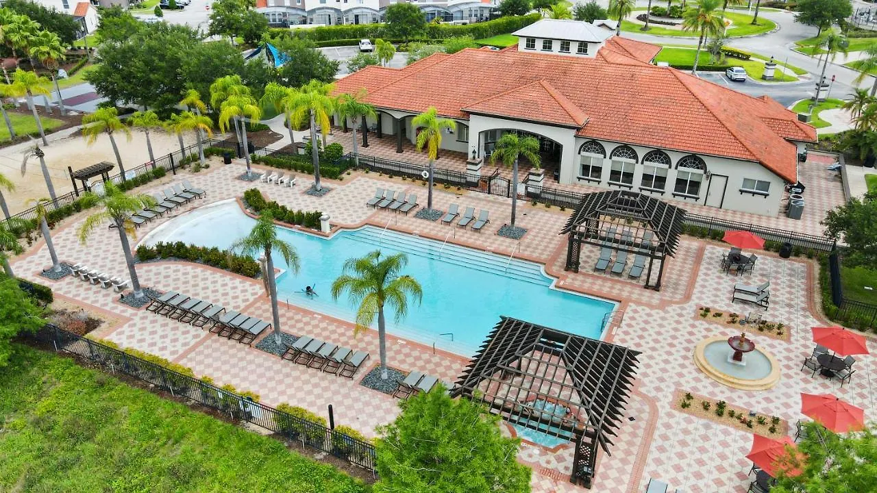 Family Retreat 6br With Private Pool, & Theater Near Villa Kissimmee