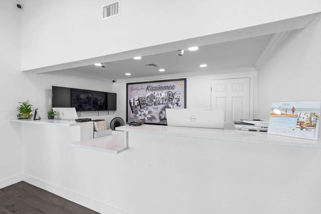Hotel Super 8 By Wyndham Kissimmee-orlando 2*