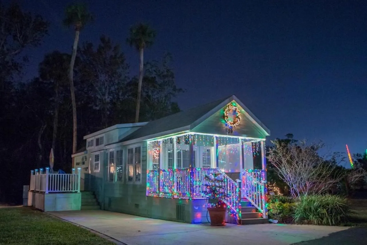 Lodge Tropical Palms & Kissimmee