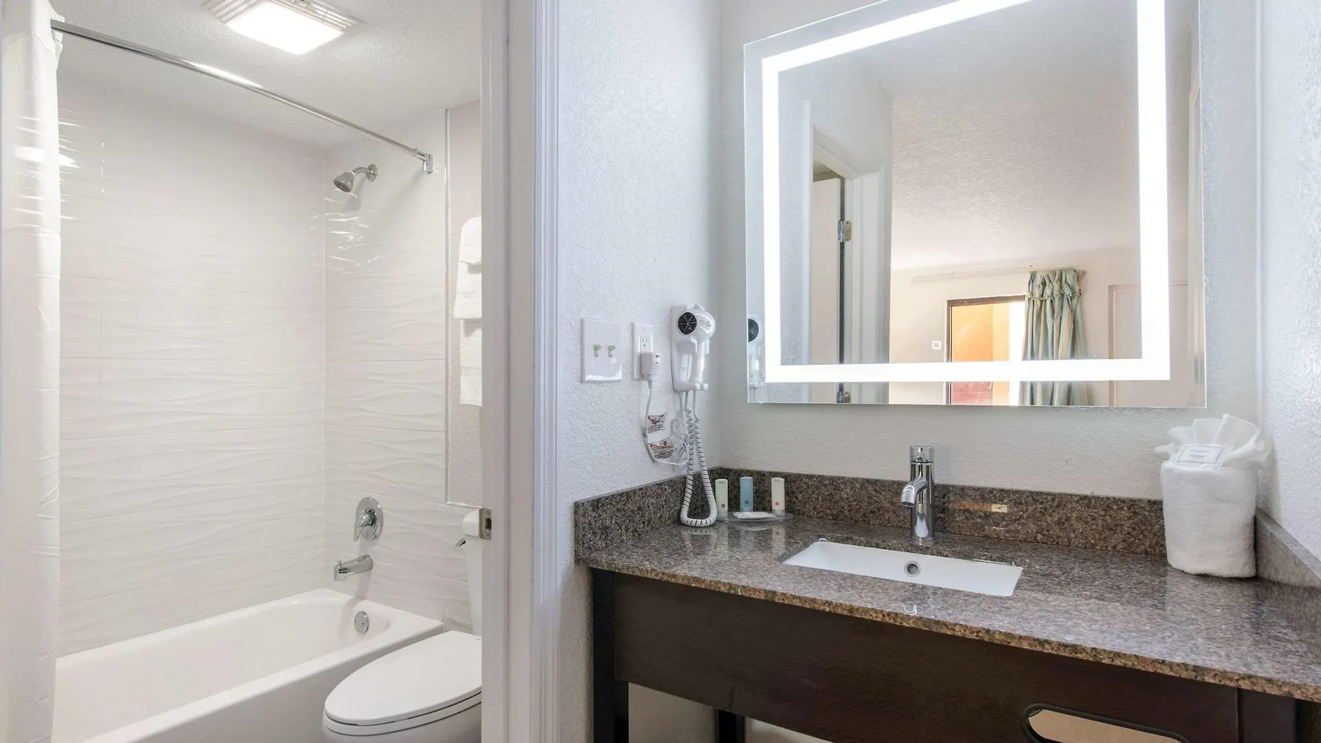 Clarion & Kissimmee-lake Buena Vista South 3*