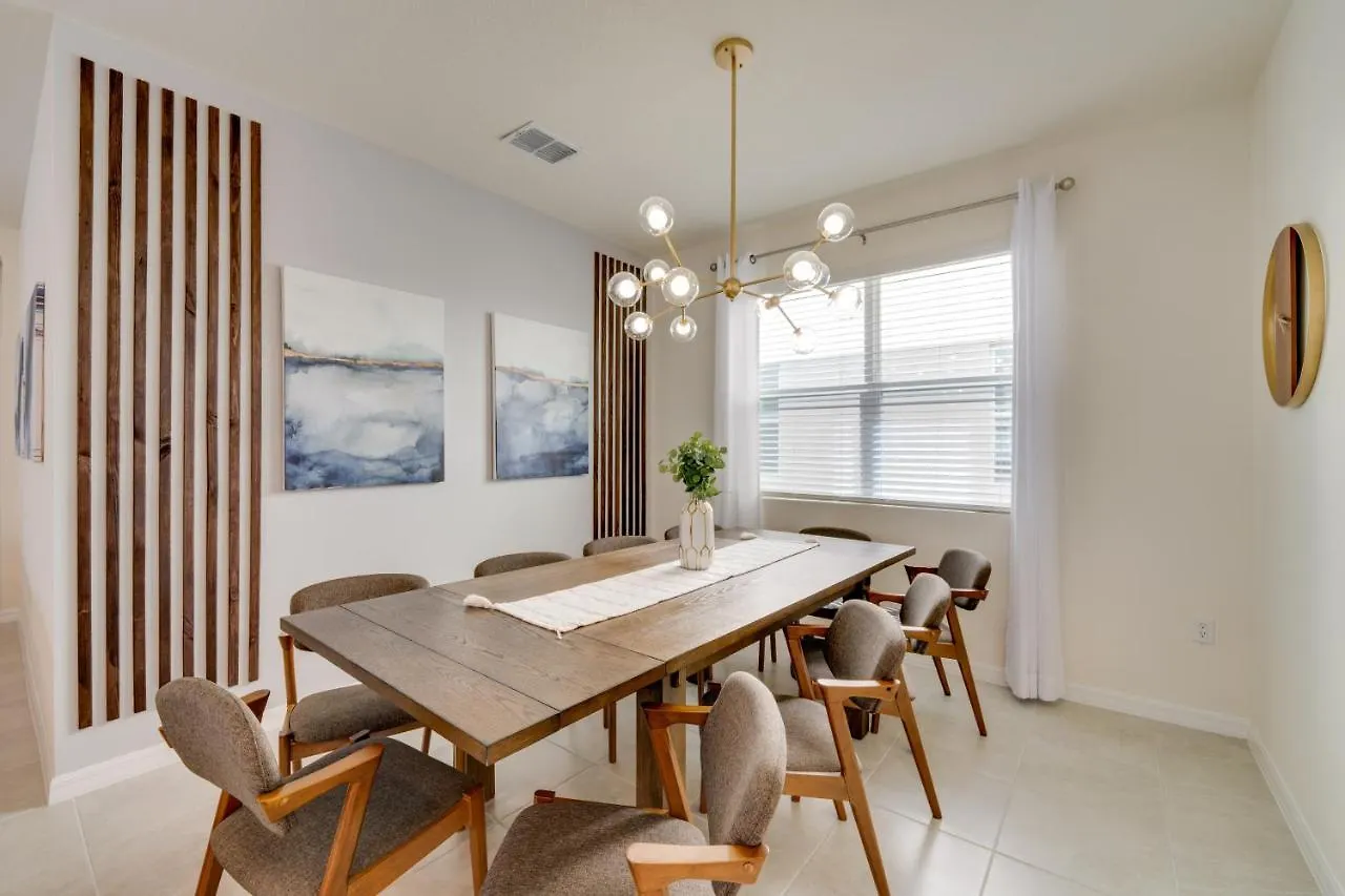 Orlando Area Getaway About 17 Mins To World! Kissimmee