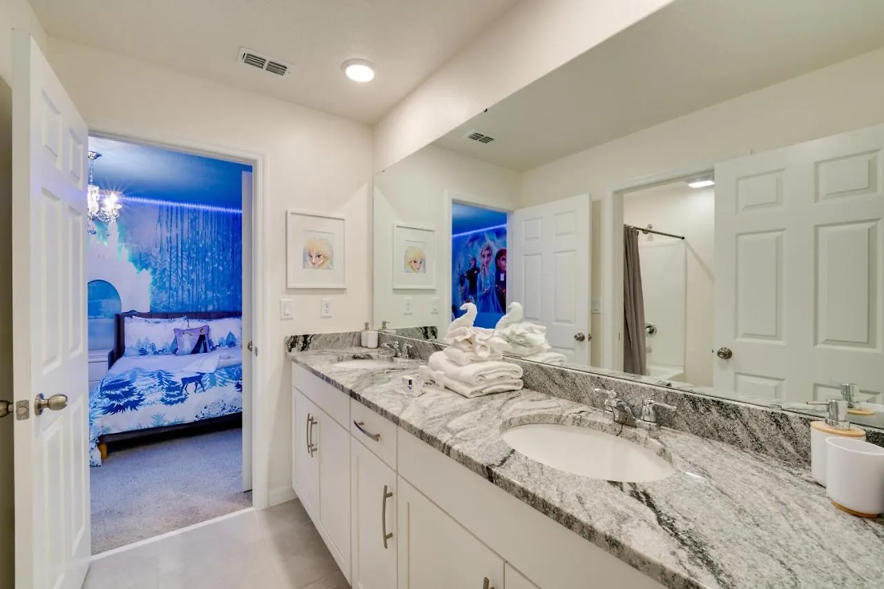 Orlando Area Getaway About 17 Mins To World!