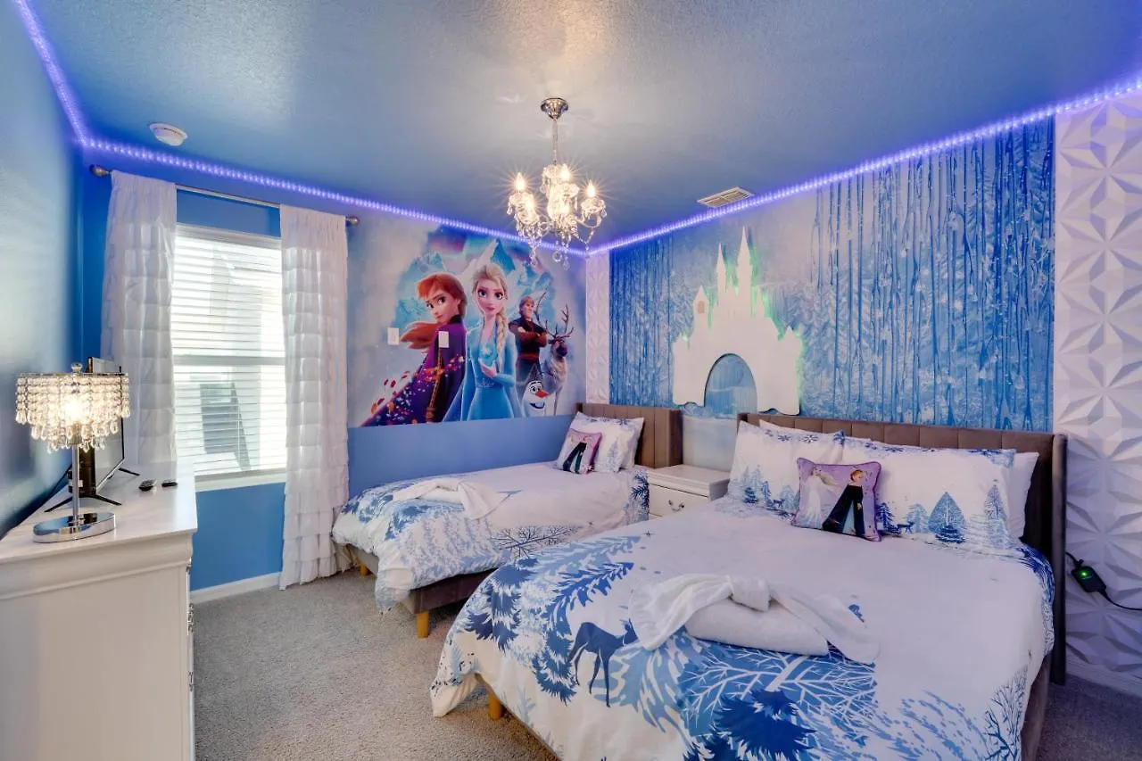 Orlando Area Getaway About 17 Mins To World! Holiday home Kissimmee
