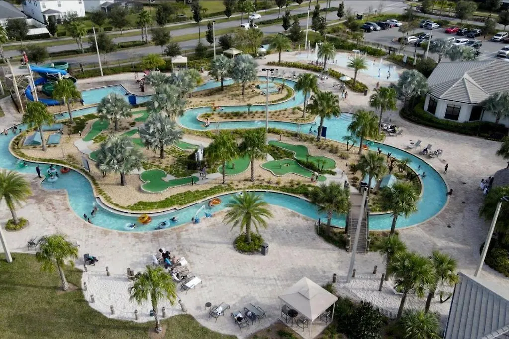 Family Place With Gorgeous View 4 Miles To Kissimmee