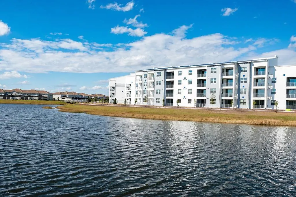 Family Place With Gorgeous View 4 Miles To Kissimmee