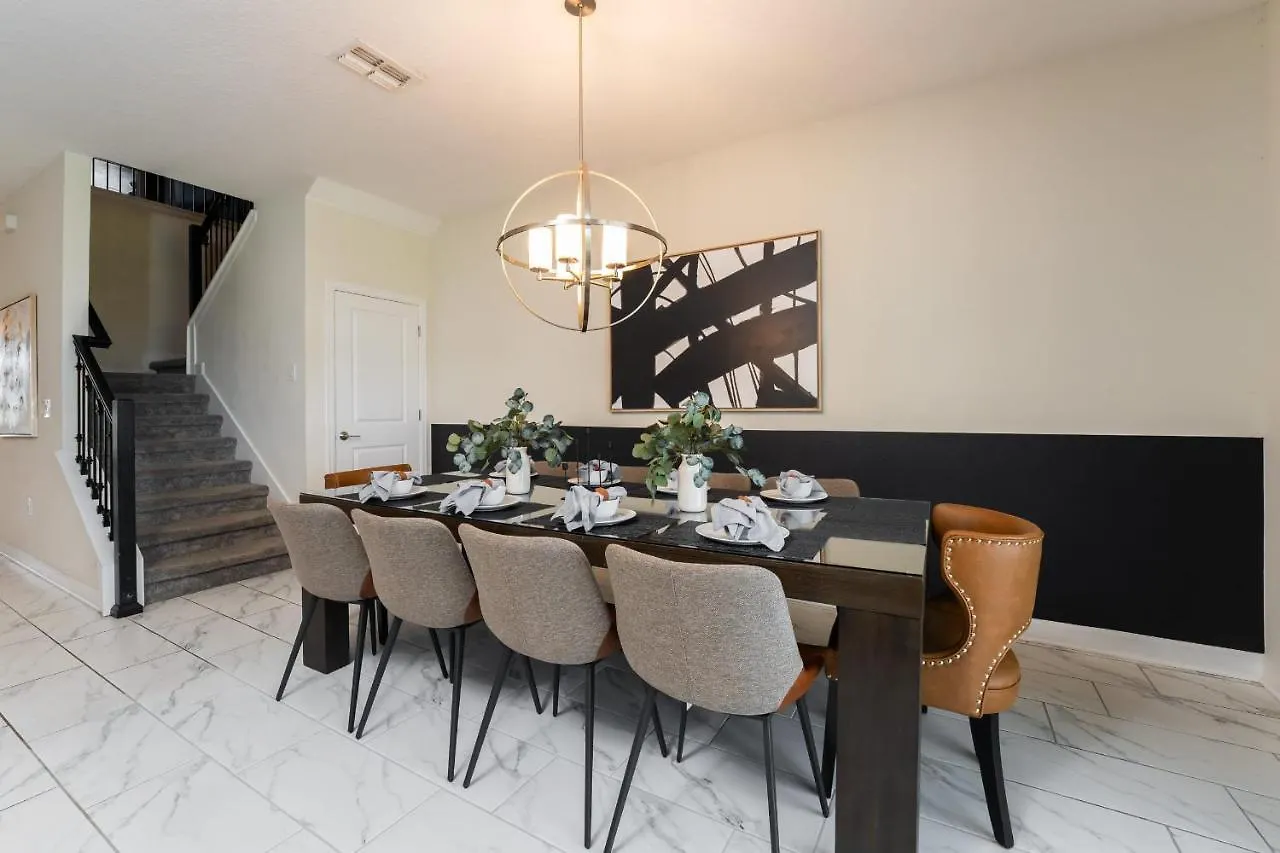 Spacious 8br By World W Private Pool *