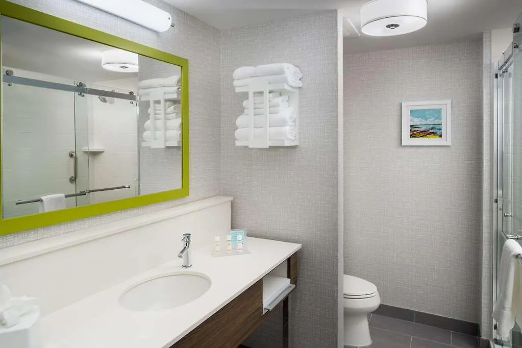 Otel Hampton North