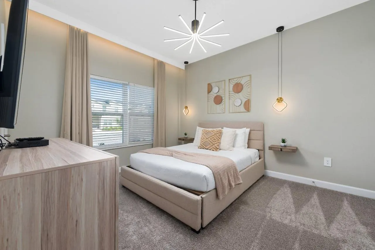 4 Bedrooms House With Pool 度假居 *