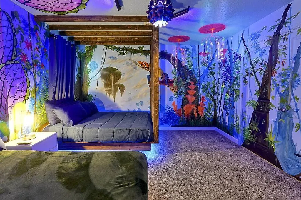 New Themed 10b Villapoolspa Villa