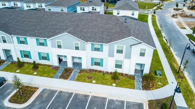 Private Pool Townhome At Windsor At Westside Holiday home *