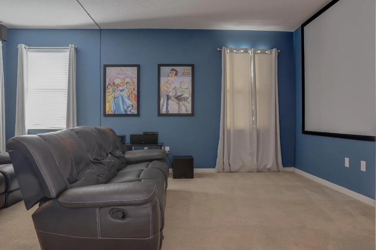 Pool-side Grill, Private Movie, 5 Ensuite-bdr Villa Kissimmee