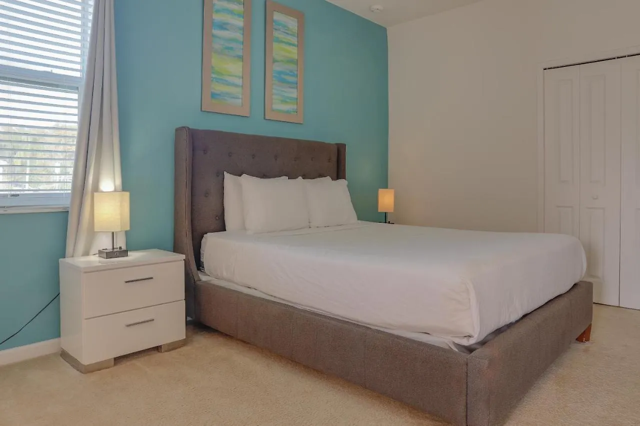Villa Pool-side Grill, Private Movie, 5 Ensuite-bdr