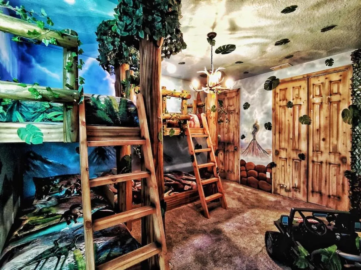 Lakeview Theme Mansion In Solara בית נופש קיסימי