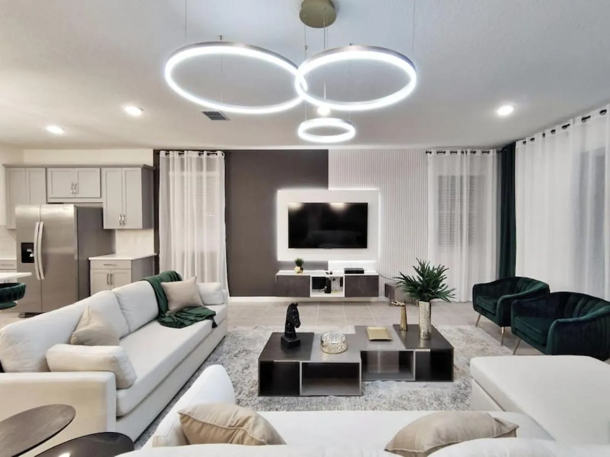 בית נופש Lakeview Theme Mansion In Solara