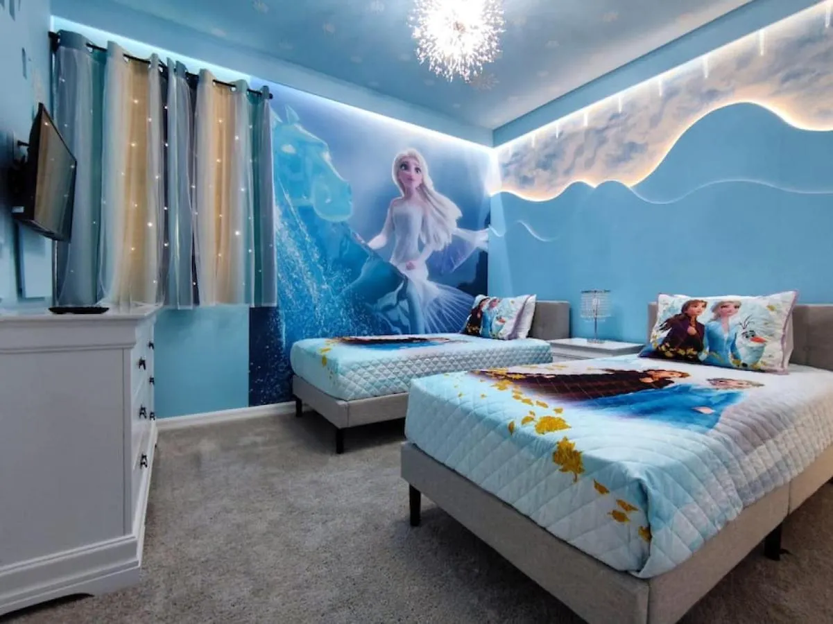 Lakeview Theme Mansion In Solara *